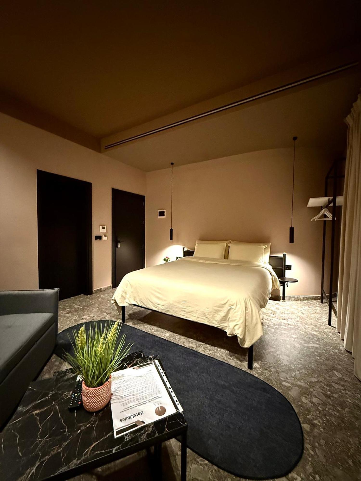 Rex Hotel Boutique Tirana Extérieur photo