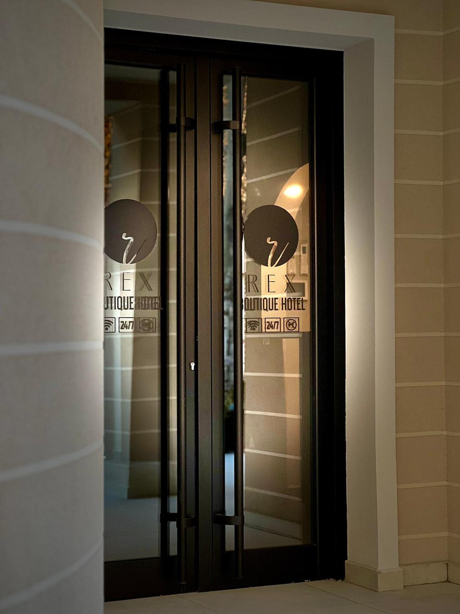 Rex Hotel Boutique Tirana Extérieur photo